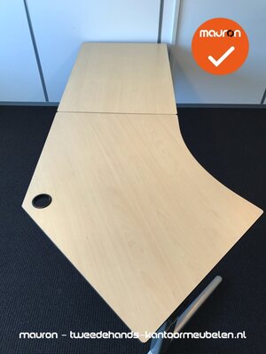 Ahrend hoekbureau - 256x113cm - Ahorn volkern