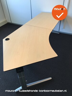 Ahrend hoekbureau - 256x113cm - Ahorn volkern
