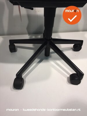 Ahrend 230 - hoge rug - NIEUWSTAAT