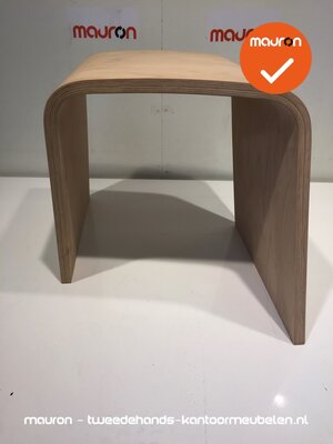 Ahrend 601 designkruk - klein dicht model - onbehandeld hout
