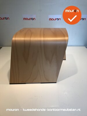 Ahrend 601 designkruk - klein dicht model - gelakt hout