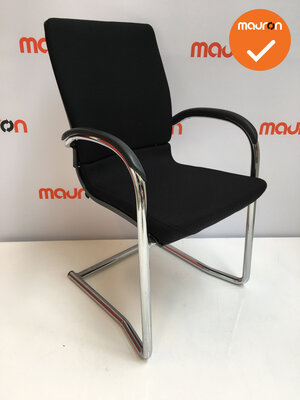 Ahrend 230 - Nieuwe stoffering - Chroom frame