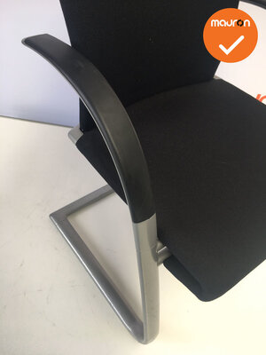Vergaderstoel - Ahrend - A350 - medium grijs frame - nieuwe zwarte stoffering