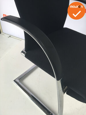 Vergaderstoel - Ahrend - A350 - hoog chrome frame - nieuwe zwarte stoffering
