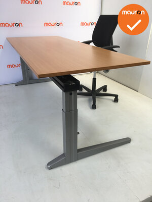 Ahrend bureau - 200x80cm - beuken hout - Essa