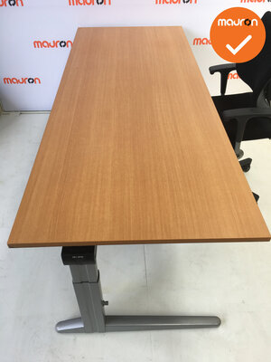 Ahrend bureau - 200x80cm - beuken hout - Essa