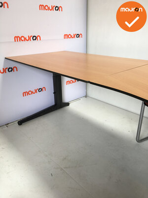 Ahrend hoekbureau - 256x113cm - Beuken volkern