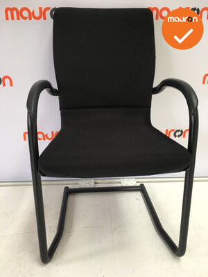 Ahrend 230 - Nieuwe stoffering - Zwart frame