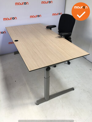Ahrend bureau - 180x90 cm - Grijs Eiken - volkern - 500 - Kleur poot naar keuze
