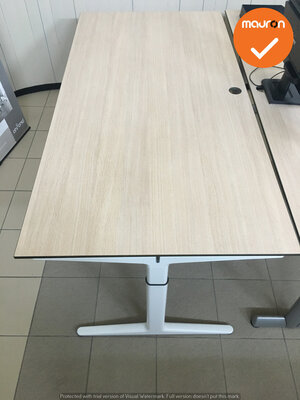 Ahrend bureau - 180x90 cm - Grijs Eiken - Mehes - Wit refurbished