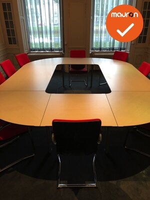 Ahrend Mehes vergadertafel - 340x260cm - halfrond - volkern - Ahorn