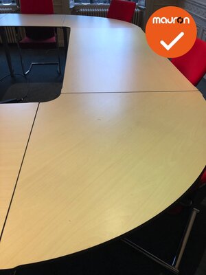 Ahrend Mehes vergadertafel - 340x260cm - halfrond - volkern - Ahorn