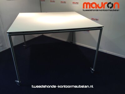 Ahrend Move-it design vergadertafel - 150x150 - wit - volkern
