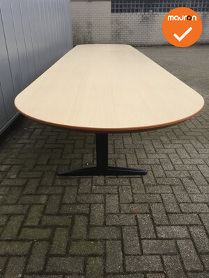 Ahrend vergadertafel - 530x120cm - ovaal - hout - Ahorn