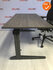 Ahrend Essa handmatig verstelbaar bureau - afmetingen naar keuze -nieuw oak dark melamine blad - antraciet onderstel
