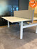 Ahrend Balance duo slingerverstelbaar bureau - 160x80cm - wit onderstel - wit bovenblad - Inclusief akoestisch scherm
