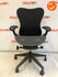 Herman Miller - Mirra - Graphite - gestoffeerde rugleuning - zwart voetkruis