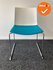 Design Vergaderstoel - Arper Catifa - Wit met blauwe stoffering - Met chroom onderstel