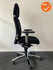 Haworth Comforto 77 met hoofdsteun - bestaande zwarte stoffering - chroom voetkruis - Inclusief kunstleren armpads