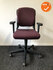 Ahrend 230 - medium rug - bordeauxrode stoffering - kleur voetkruis naar keuze