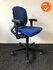 Ahrend 230 bureaustoel - refurbished - medium rug - Bestaande donker blauwe stoffering - kleur voetkruis naar keuze