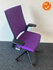 Ahrend 2020 bureaustoel - refurbished - paarse stoffering - inclusief lendesteun - hoge rug - zwart voetkruis
