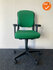 Ahrend 230 bureaustoel - refurbished - medium rug - groene stoffering - kleur voetkruis naar keuze