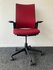 Ahrend 2020 bureaustoel - refurbished - rode stoffering - inclusief lendesteun - hoge rug - zwart voetkruis