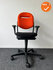 Ahrend 220 bureaustoel - 2D - bestaande oranje gestoffeerde rug en zwarte zitting - Zwart voetkruis