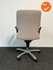 Haworth Comforto 77 - Beige-Groene stoffering - Zilvergrijs voetkruis