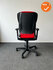 Ahrend 230 - Hoge rug - Rode stoffering - Zwart voetkruis