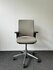 Ahrend 2020 Verta bureaustoel - refurbished - Beige stoffering - medium rug - chrome voetkruis