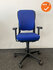 Ahrend 230 - Hoge rug - Blauwe stoffering - Zwart voetkruis