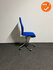 Ahrend - 350 - Vergaderstoel - Blauw gestoffeerd 