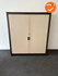 Blerick - Roldeurkast - 137x120x47 cm - Antraciet met beige deuren 
